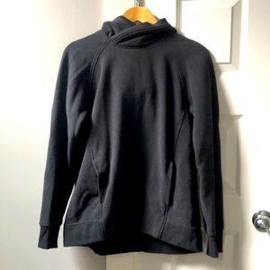 Lululemon black hoodie sweatshirt.